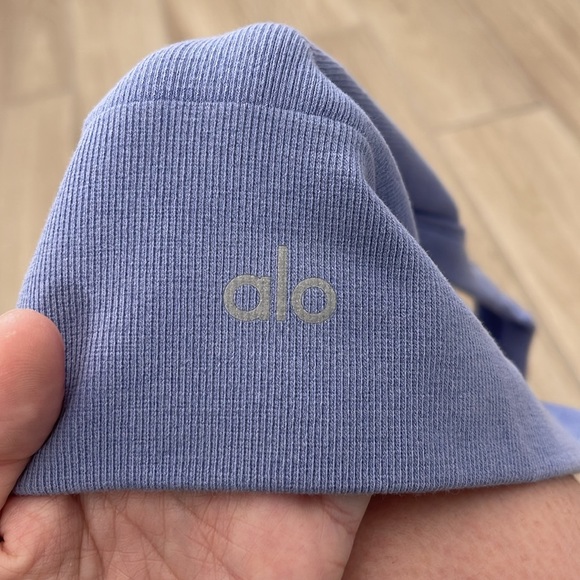 NWT ALO YOGA Seamless Delight High Neck Bra Lilac Blue Sz L - Picture 6 of 6